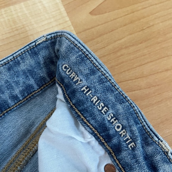 American Eagle Jean Shorts - Picture 3 of 6